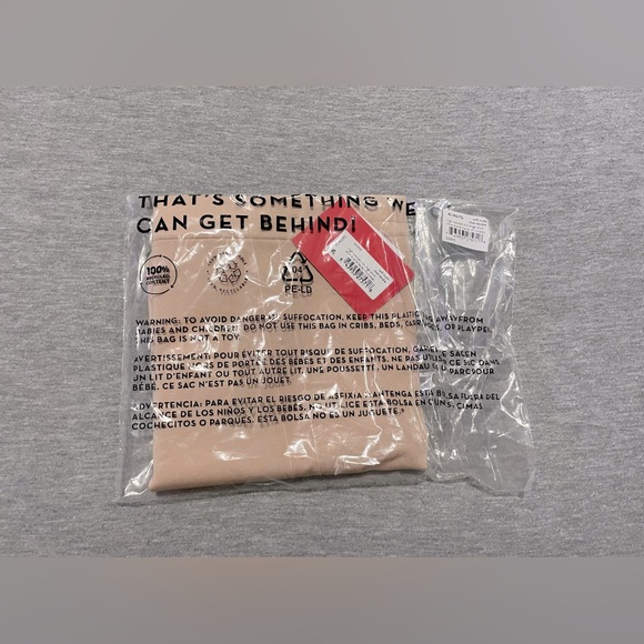 SPANXsculpt™ OnCore High-Waisted Mid-Thigh Short - Picture 7 of 8